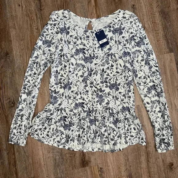 Lucky Brand • Long Sleeve Floral Blouse - Picture 7 of 10
